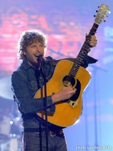 Dierks Bentley performing