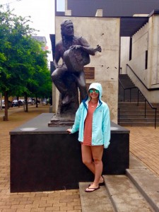 Willie Nelson statue