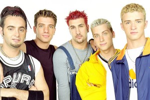 LOS ANGELES, CA - AUGUST 1999: *NSYNC, (clockwise L) Chris Kirkpatrick, JC Chasez, Joey Fatone, Lance Bass and Justin Timberlake sit for a portrait in Los Angeles 1999. (Photo by Bob Berg/Getty Images) *** Local Caption *** Chris Kirkpatrick;Justin Timberlake;Joey Fatone;Lance Bass JC Chasez