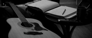 Tips-for-Writing-Lyrics-to-Your-First-Song